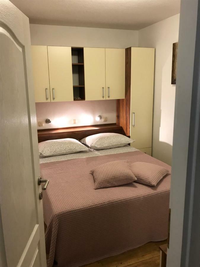 Apartman Dvor Makarska Exterior photo