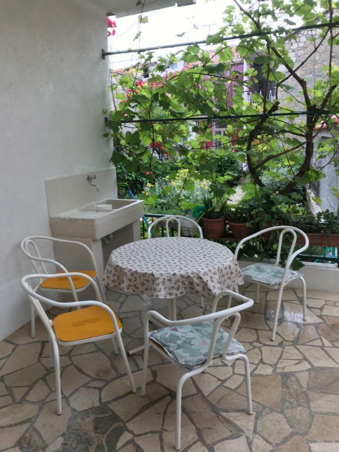 Apartman Dvor Makarska Exterior photo